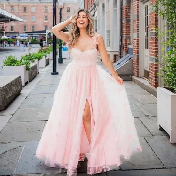 Antonio Melanix Breast Cancer Awareness Capsule Mely Satin Embroidered - Picture 1 of 9